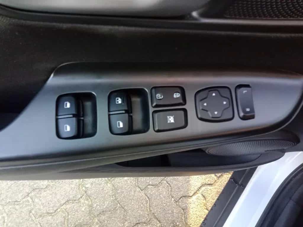 Hyundai KONA YES!NAVI/KAM/PDC/SITZHZG/LENKRADHZG/KRELL 11/2020-photo-15