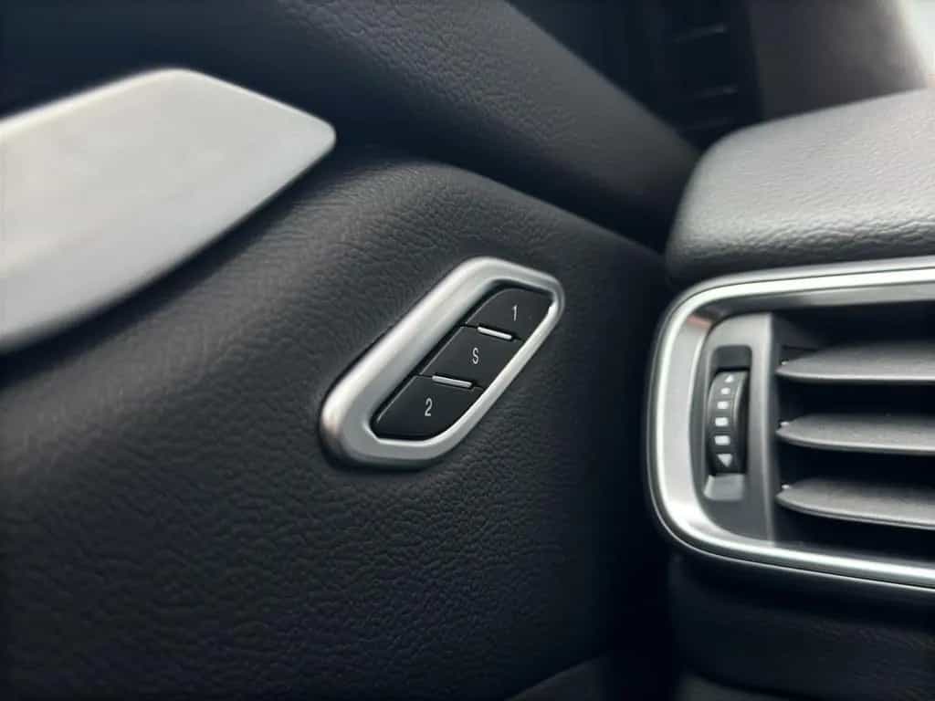 Maserati Levante °KEY°KAM°MEM°ST-HT°LED° 11/2016-photo-11