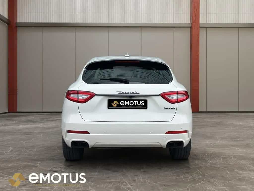 Maserati Levante °KEY°KAM°MEM°ST-HT°LED° 11/2016-photo-3
