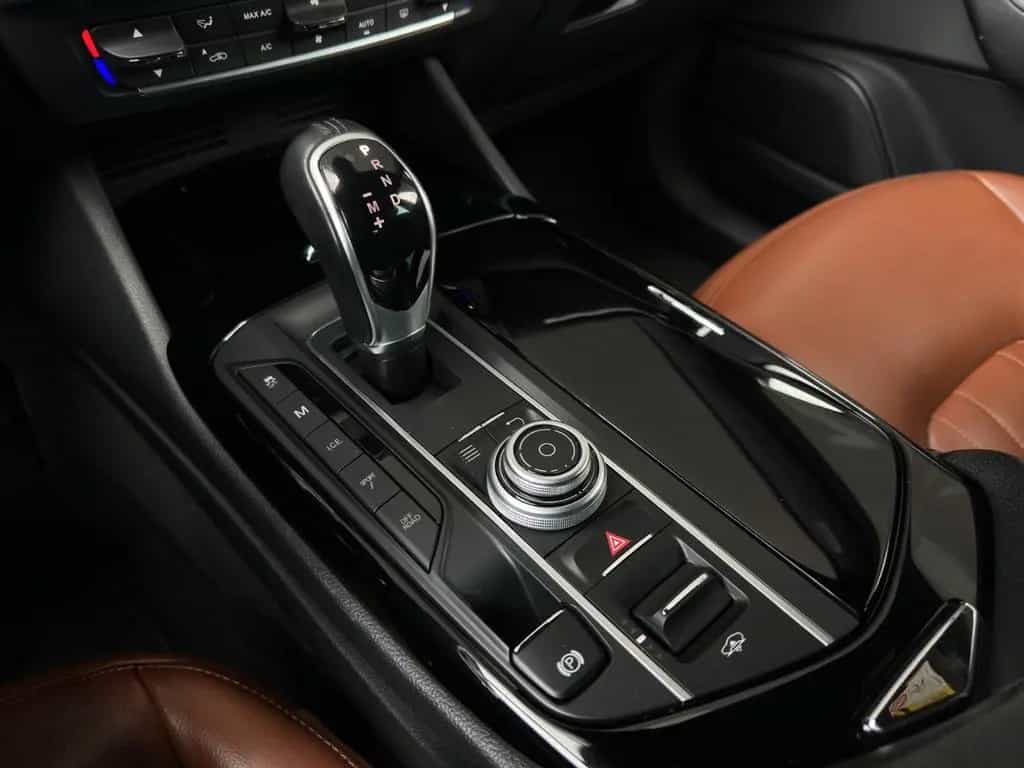 Maserati Levante °KEY°KAM°MEM°ST-HT°LED° 11/2016-photo-8
