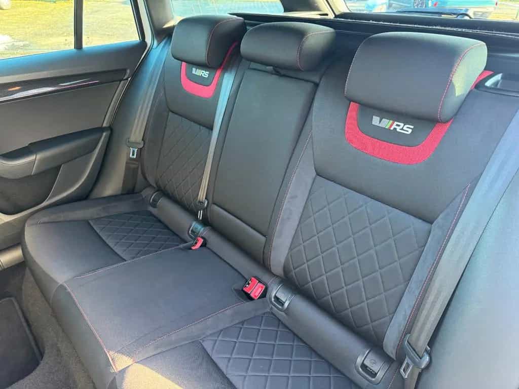 Skoda Octavia Combi RS 245 LED, AHK, Kamera 10/2018-photo-13