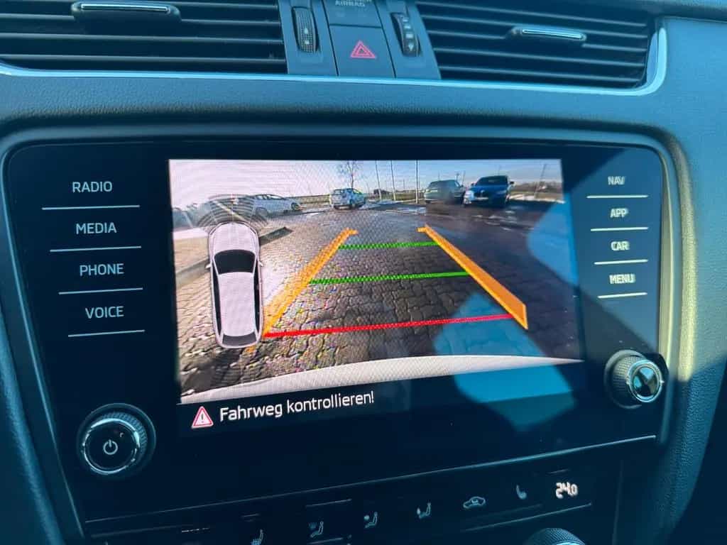 Skoda Octavia Combi RS 245 LED, AHK, Kamera 10/2018-photo-23