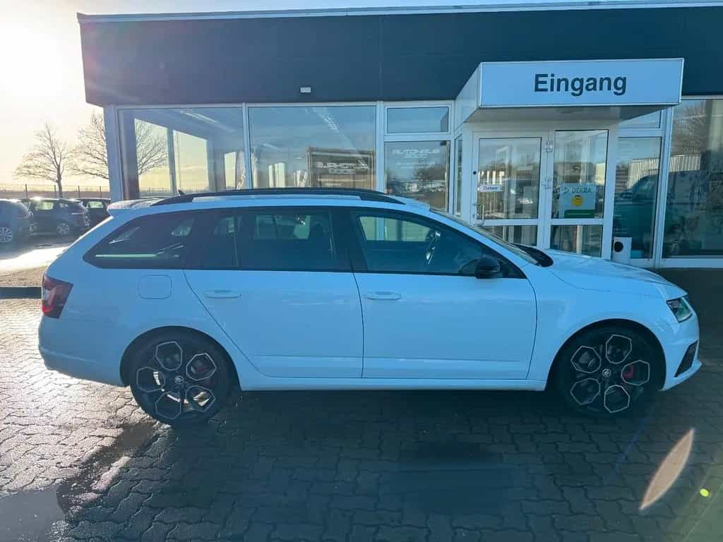 Skoda Octavia Combi RS 245 LED, AHK, Kamera 10/2018-photo-7