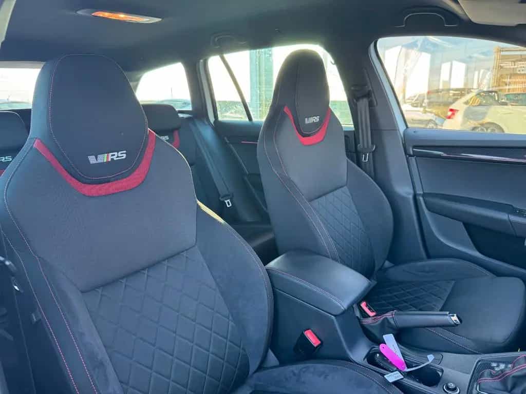 Skoda Octavia Combi RS 245 LED, AHK, Kamera 10/2018-photo-9