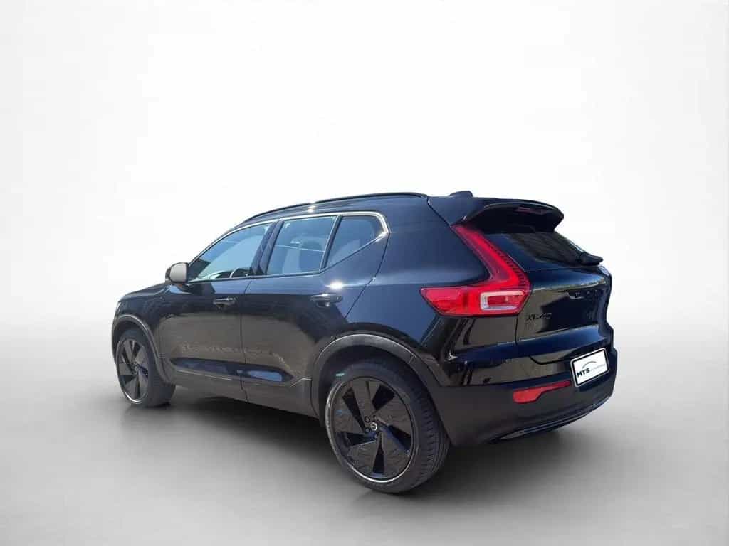 Volvo XC40 B3 Black Edition Plus H/K RFK NAV LED 20" 03/2025-photo-4