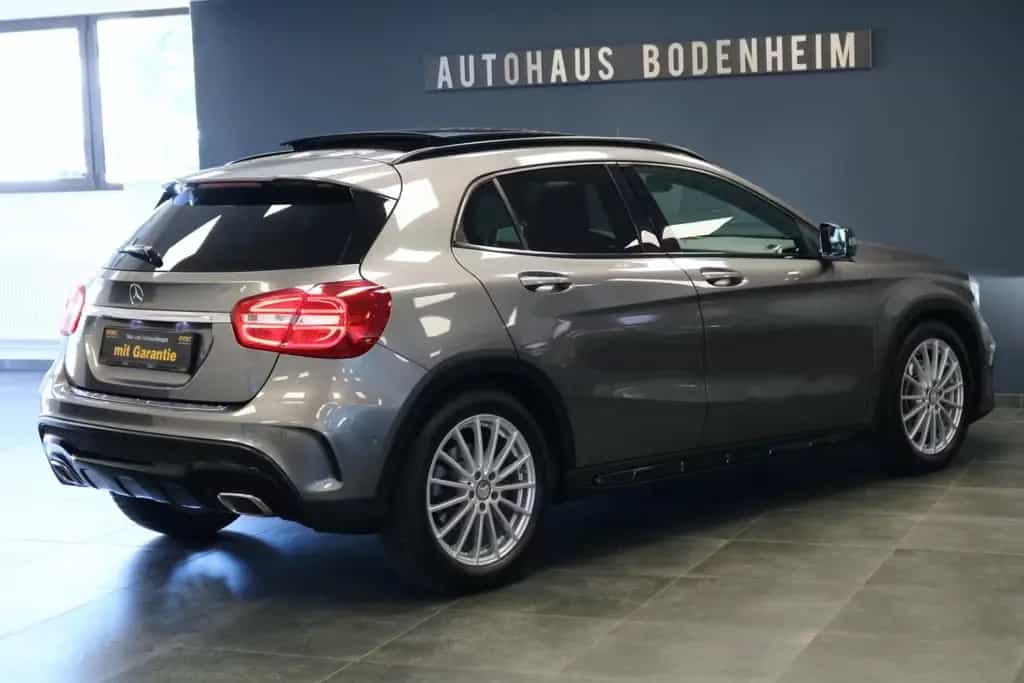 Mercedes-Benz GLA 220 CDI AMG-LINE / d 4Matic/PANO/ACC/KAMERA 05/2015-photo-10