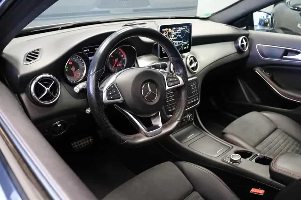Mercedes-Benz GLA 220 CDI AMG-LINE / d 4Matic/PANO/ACC/KAMERA 05/2015-photo-13