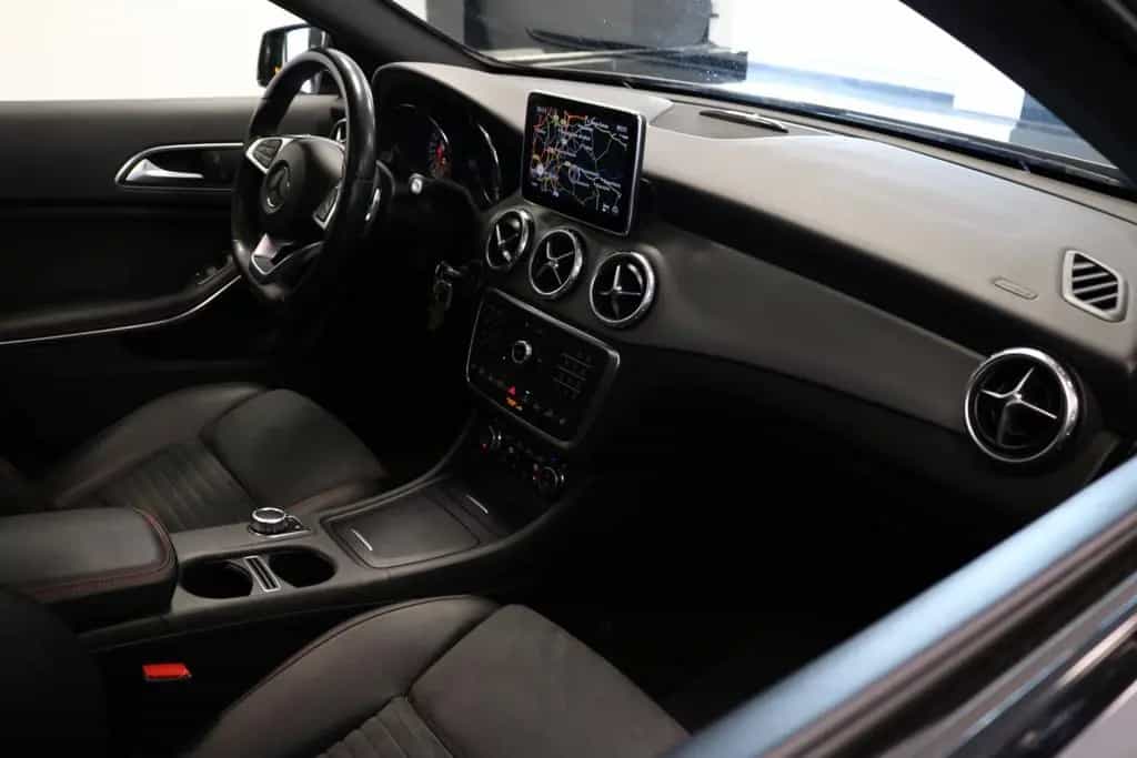 Mercedes-Benz GLA 220 CDI AMG-LINE / d 4Matic/PANO/ACC/KAMERA 05/2015-photo-24