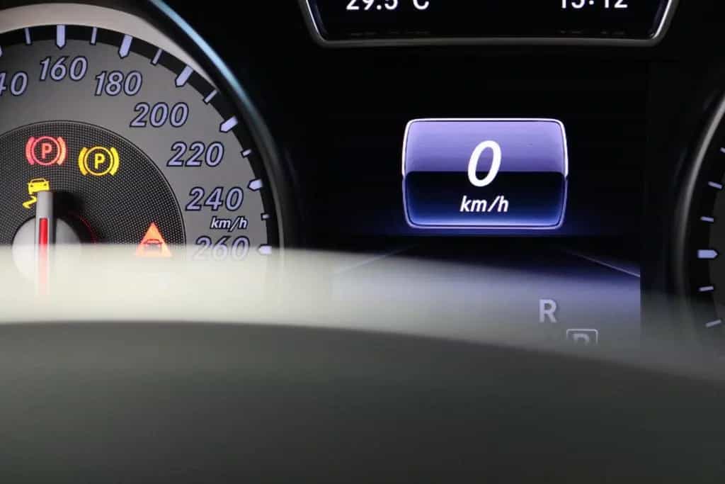Mercedes-Benz GLA 220 CDI AMG-LINE / d 4Matic/PANO/ACC/KAMERA 05/2015-photo-28