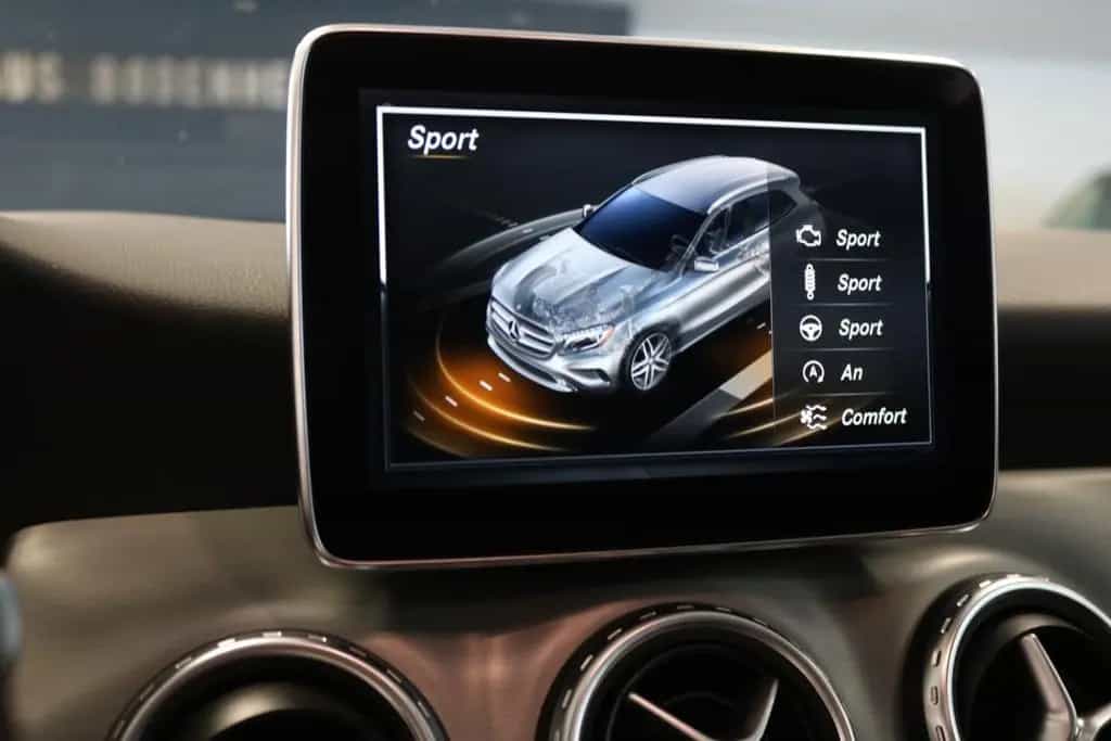 Mercedes-Benz GLA 220 CDI AMG-LINE / d 4Matic/PANO/ACC/KAMERA 05/2015-photo-30