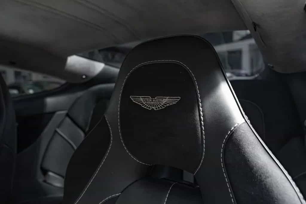 Aston Martin Vanquish Centenary *Low Mileage* 01/2014-photo-10