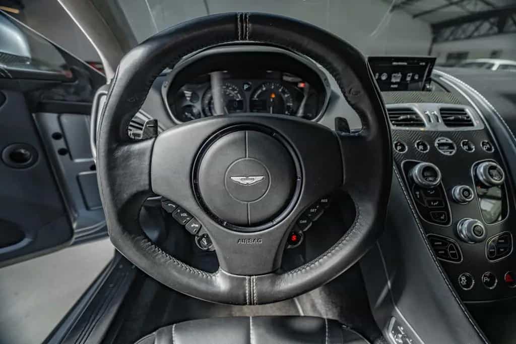 Aston Martin Vanquish Centenary *Low Mileage* 01/2014-photo-11