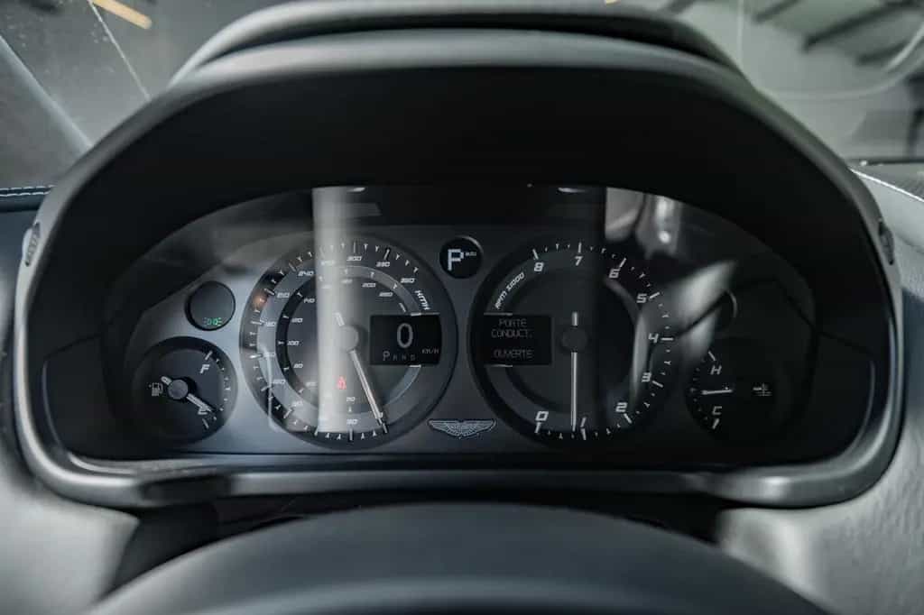 Aston Martin Vanquish Centenary *Low Mileage* 01/2014-photo-12