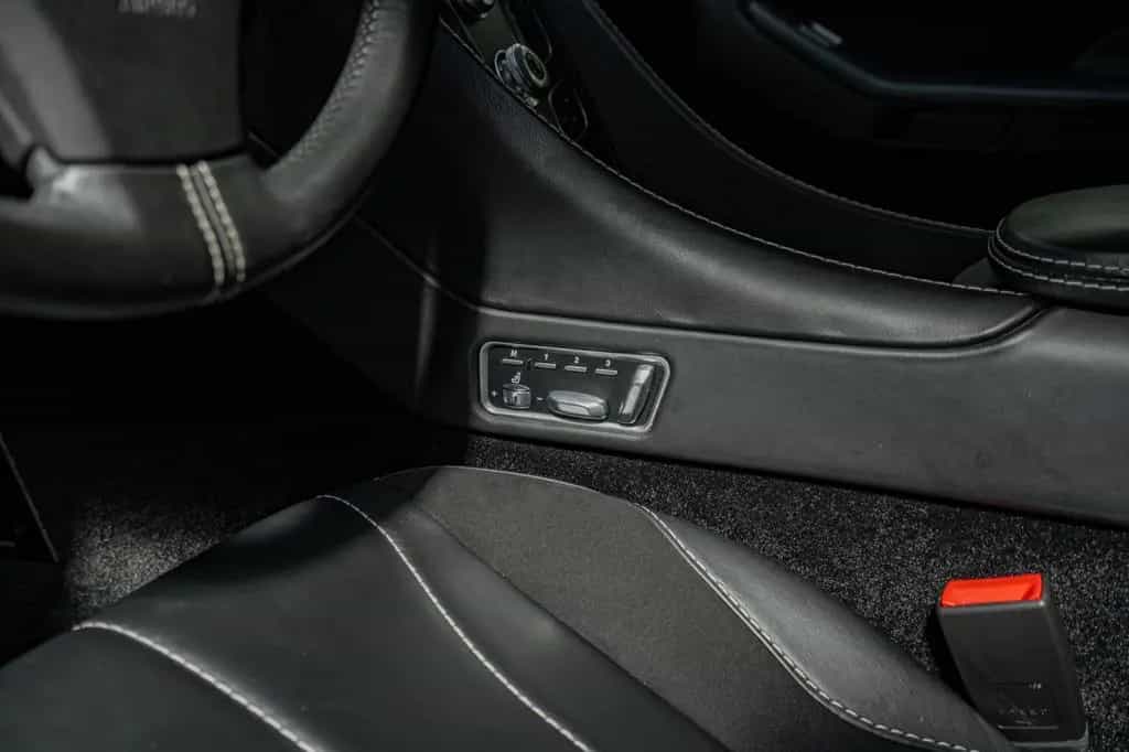 Aston Martin Vanquish Centenary *Low Mileage* 01/2014-photo-20