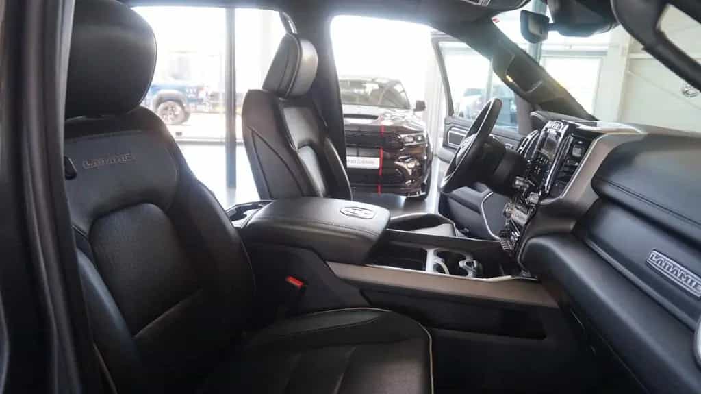 Dodge RAM LARAMIE 22 Zoll*Pano*eTorque*AHK*Crew-Cab* 07/2021-photo-11
