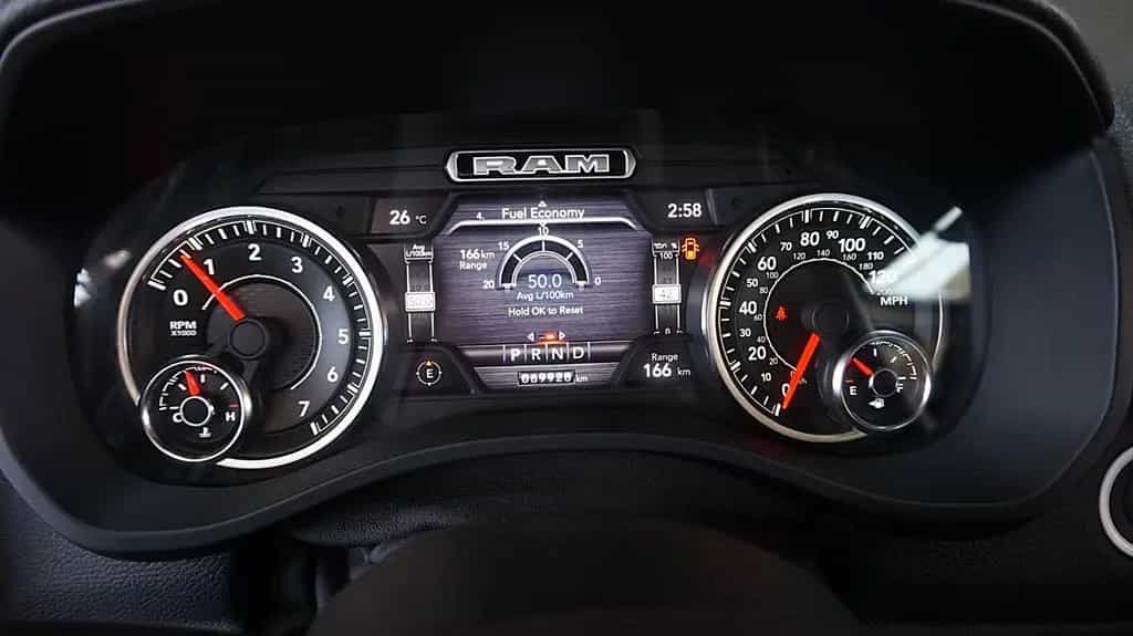 Dodge RAM LARAMIE 22 Zoll*Pano*eTorque*AHK*Crew-Cab* 07/2021-photo-20