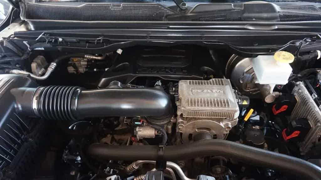 Dodge RAM LARAMIE 22 Zoll*Pano*eTorque*AHK*Crew-Cab* 07/2021-photo-28