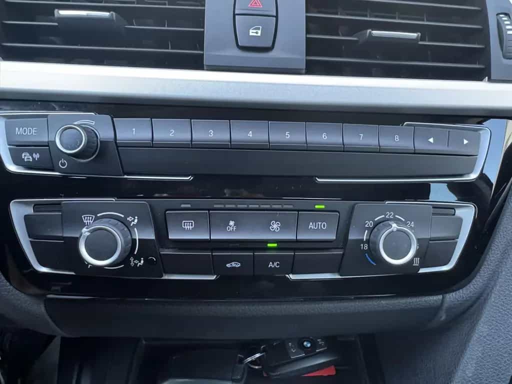 BMW 320 i GT Gran Turismo Advantage LED Scheinwerfer 10/2019-photo-17