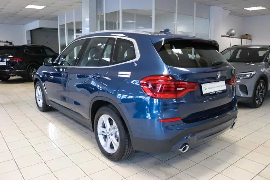 BMW X3 xDrive 20 d Advantage Pano HUD DAB+ Navi 11/2020-photo-10