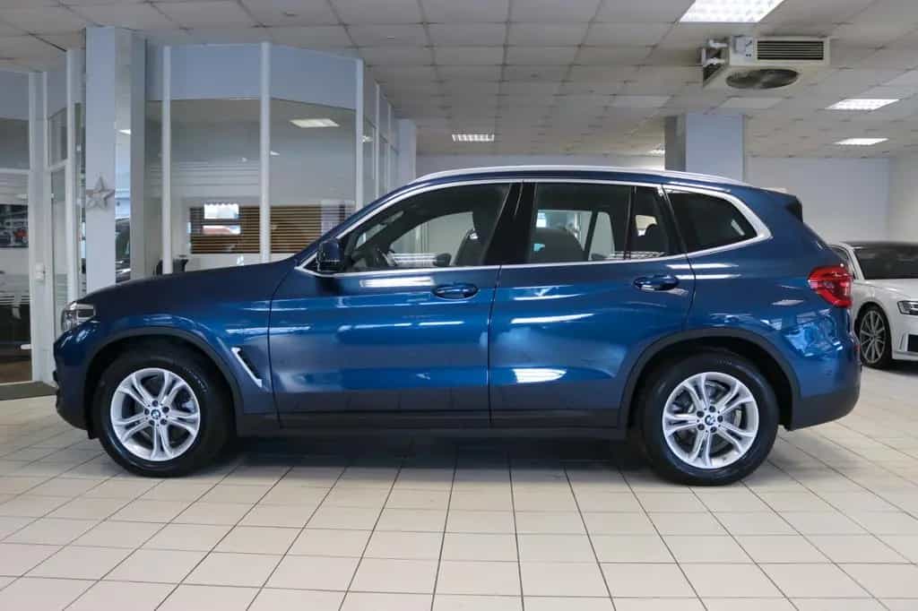 BMW X3 xDrive 20 d Advantage Pano HUD DAB+ Navi 11/2020-photo-11