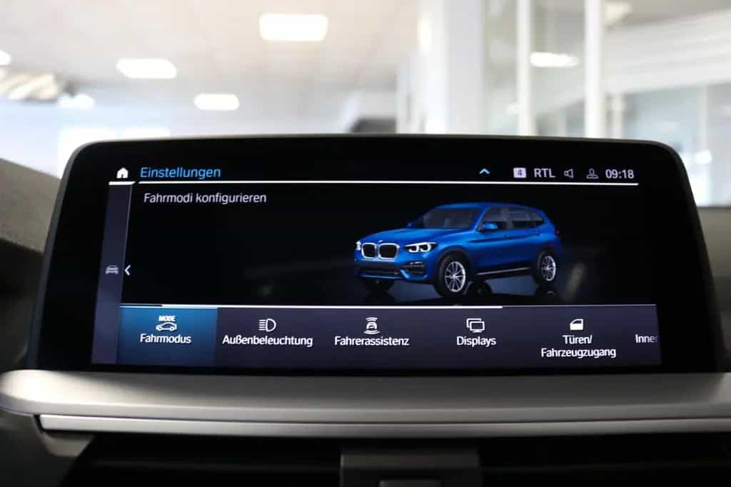 BMW X3 xDrive 20 d Advantage Pano HUD DAB+ Navi 11/2020-photo-20