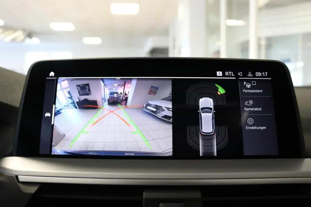 BMW X3 xDrive 20 d Advantage Pano HUD DAB+ Navi 11/2020-photo-22