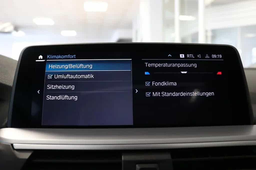 BMW X3 xDrive 20 d Advantage Pano HUD DAB+ Navi 11/2020-photo-27