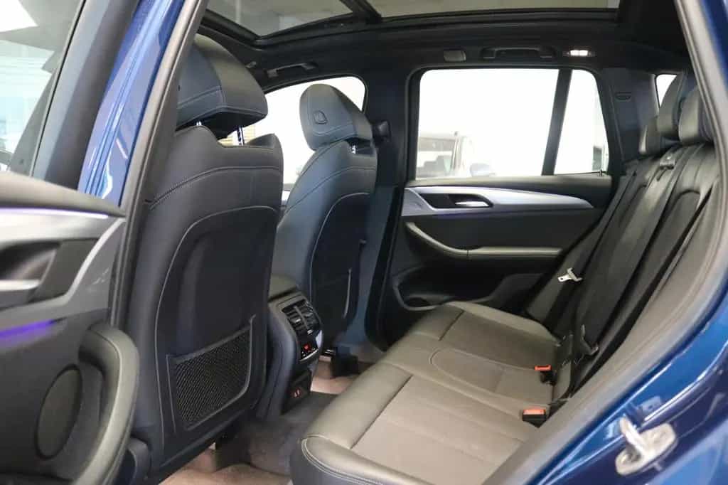 BMW X3 xDrive 20 d Advantage Pano HUD DAB+ Navi 11/2020-photo-31