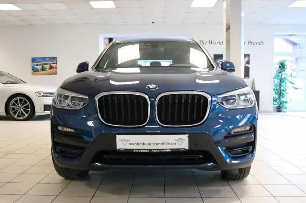 BMW X3 xDrive 20 d Advantage Pano HUD DAB+ Navi 11/2020-photo-4