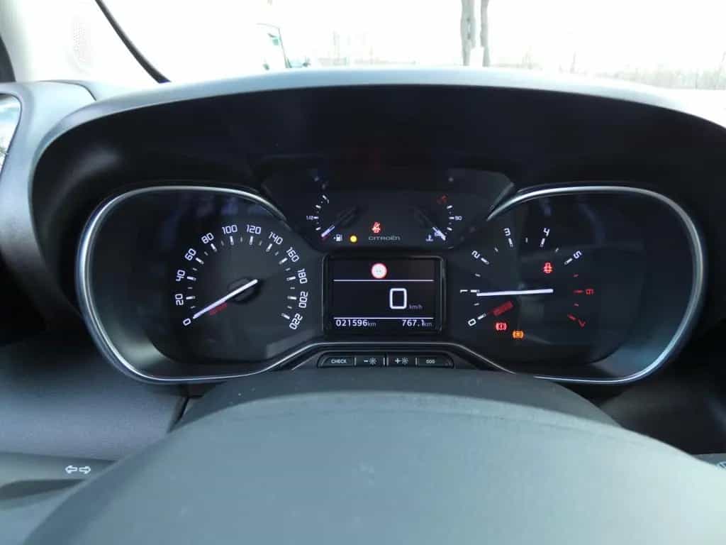 Citroën C3 Aircross Plus 06/2024-photo-7
