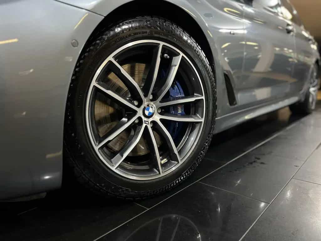 BMW 540 i xDrive Touring M-Sport*Leder*LED*Garantie* 09/2017-photo-1