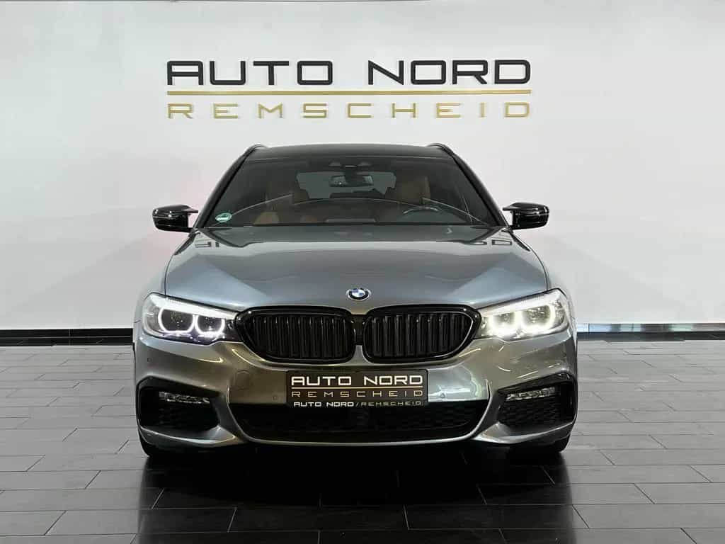 BMW 540 i xDrive Touring M-Sport*Leder*LED*Garantie* 09/2017-photo-2
