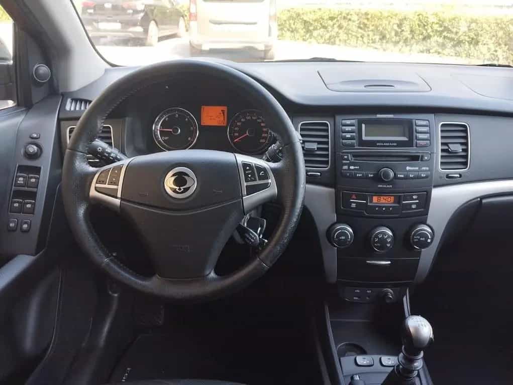 Ssangyong Korando 2.0 e-XDi 175 CV AWD MT Classy 07/2011-photo-12