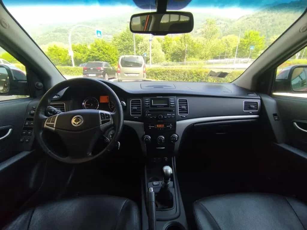 Ssangyong Korando 2.0 e-XDi 175 CV AWD MT Classy 07/2011-photo-13