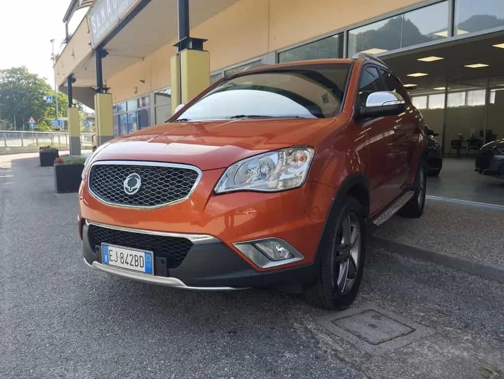 Ssangyong Korando 2.0 e-XDi 175 CV AWD MT Classy 07/2011-photo-2
