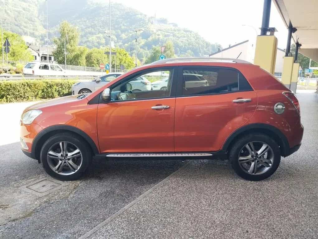 Ssangyong Korando 2.0 e-XDi 175 CV AWD MT Classy 07/2011-photo-3