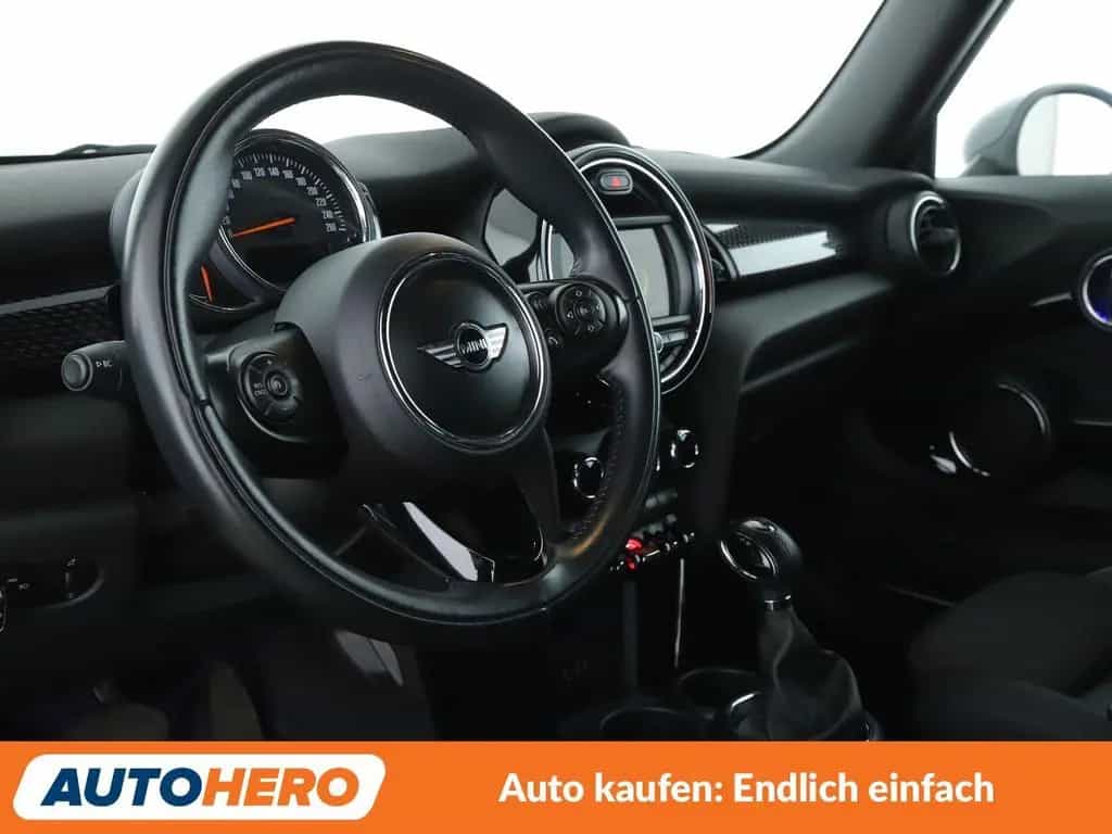 MINI Cooper S Aut.*NAVI*LED*TEMPO*PDC*SHZ* 11/2017-photo-10