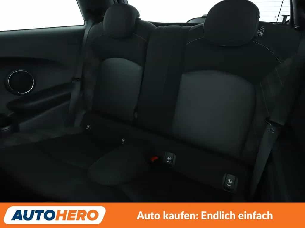 MINI Cooper S Aut.*NAVI*LED*TEMPO*PDC*SHZ* 11/2017-photo-13