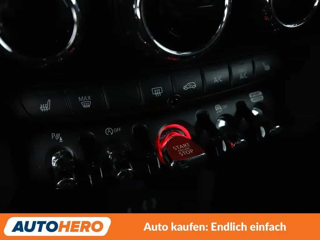MINI Cooper S Aut.*NAVI*LED*TEMPO*PDC*SHZ* 11/2017-photo-27