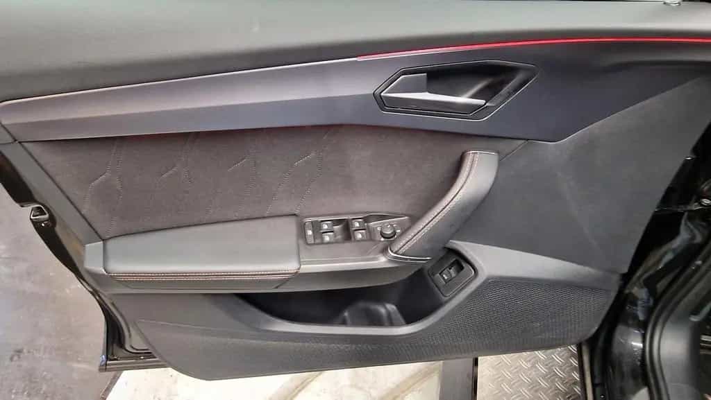 Cupra Formentor 1.5 eTSI Navi/ SHZ/ Panorama/ AHK/ ... 10/2024-photo-16