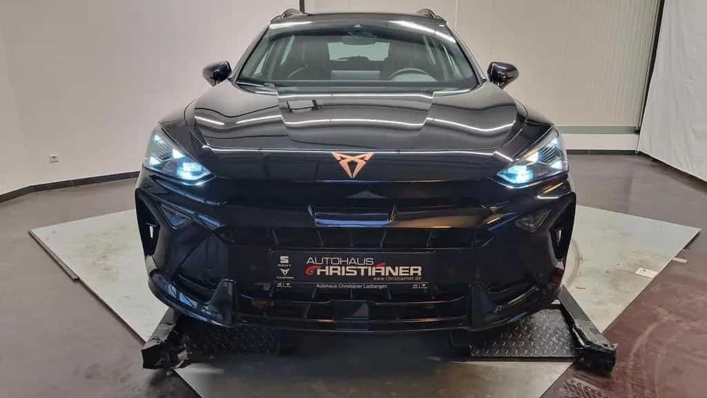 Cupra Formentor 1.5 eTSI Navi/ SHZ/ Panorama/ AHK/ ... 10/2024-photo-7
