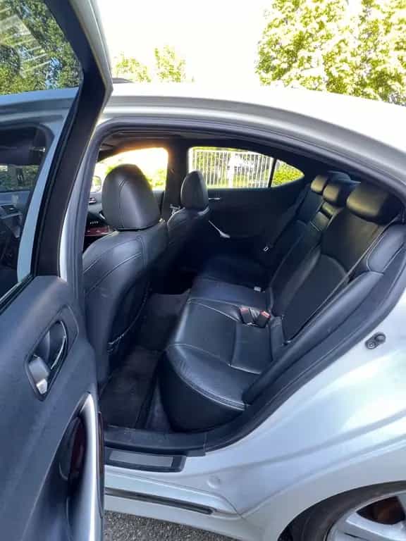 Lexus IS 350 LHD 01/2007-photo-11