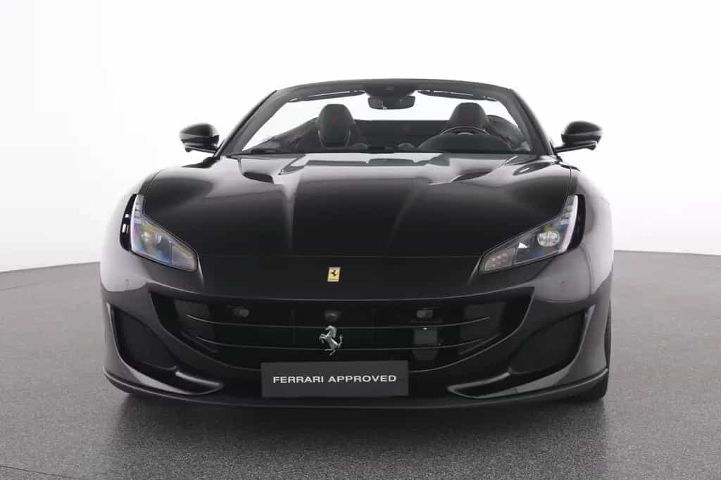 Ferrari Portofino Carbon Interior - Nackenwärmer 11/2020-photo-1