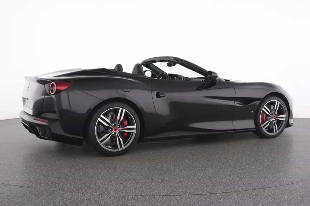 Ferrari Portofino Carbon Interior - Nackenwärmer 11/2020-photo-11