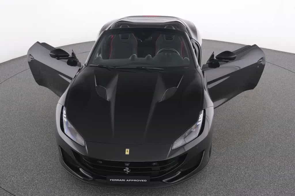 Ferrari Portofino Carbon Interior - Nackenwärmer 11/2020-photo-29