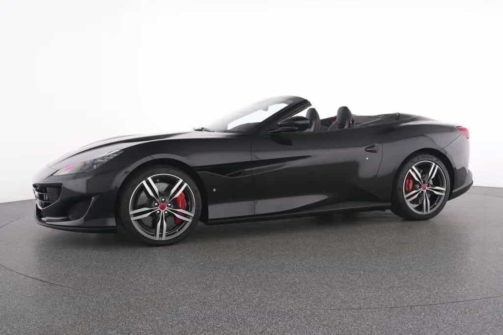Ferrari Portofino Carbon Interior - Nackenwärmer 11/2020-photo-3