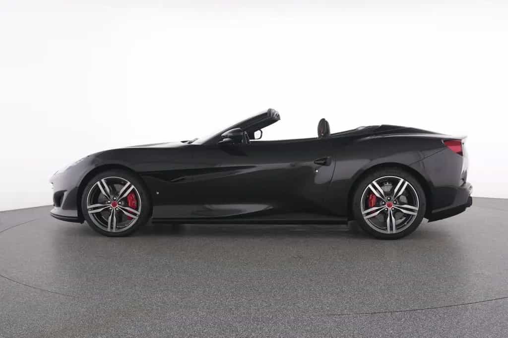 Ferrari Portofino Carbon Interior - Nackenwärmer 11/2020-photo-4