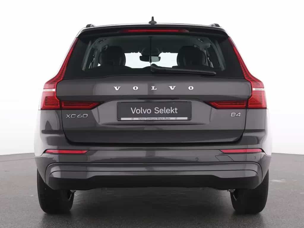 Volvo XC60 B4 Core+WINTERPAK+LM19+RFK+DAB+KLIMA+NAVI+ 02/2023-photo-15