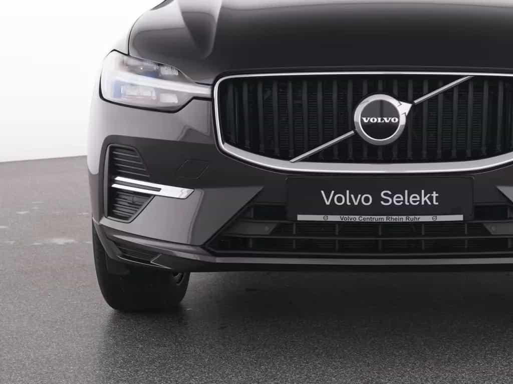 Volvo XC60 B4 Core+WINTERPAK+LM19+RFK+DAB+KLIMA+NAVI+ 02/2023-photo-16