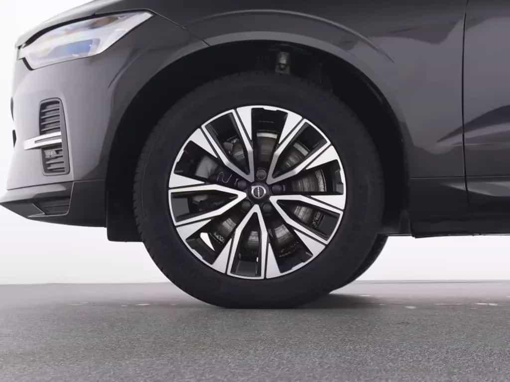Volvo XC60 B4 Core+WINTERPAK+LM19+RFK+DAB+KLIMA+NAVI+ 02/2023-photo-19